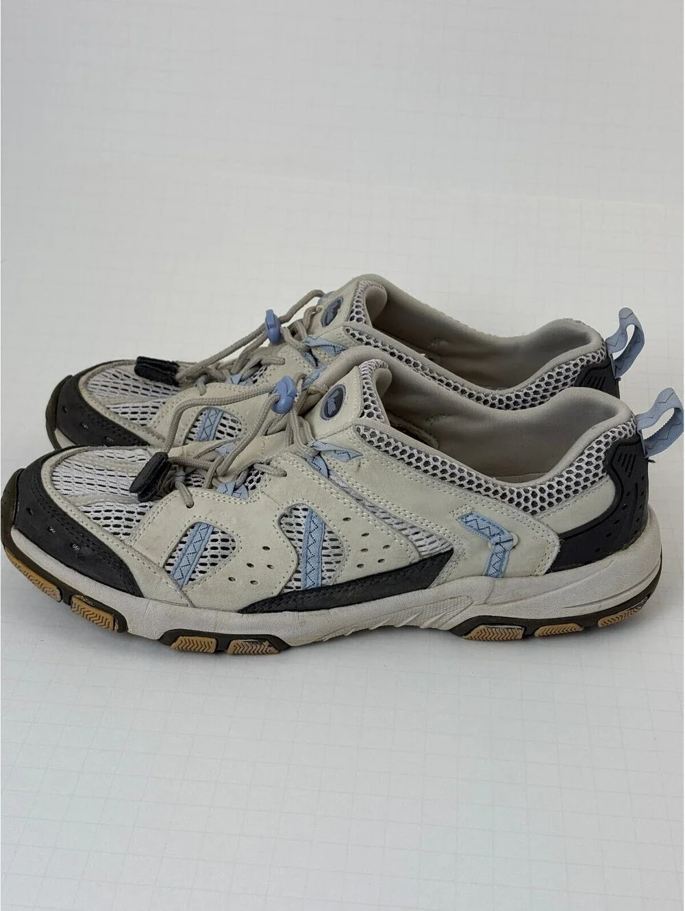 Bass-Sagamore Women's Athletic Shoes Size 11 M Leather Upper